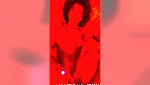 Beautiful brunette milf sucking big cock in amateur clip