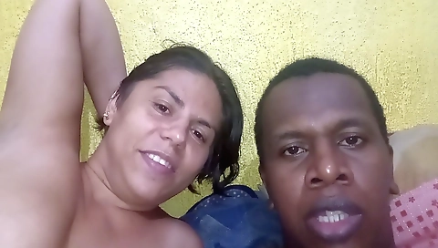 Black and white bimbo is getting a facial and blowjob