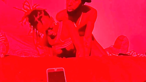 Ebony girl in bra and bikini enjoys her pussy sucking and stretching