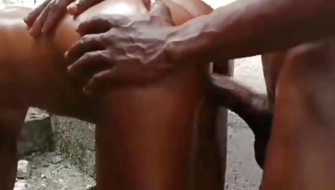 Ebony teen 18+ fucks her ass in homemade big ass video