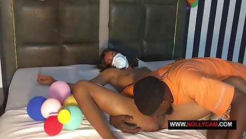 Nigerian hottie is getting fucked in amateur video