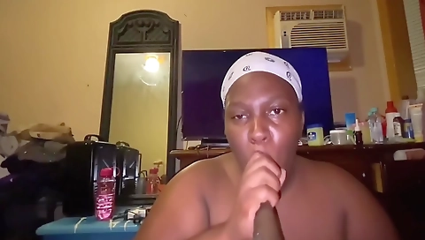 Big tits ebony milf shows off her big booty and juicy pussy