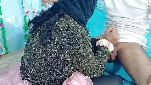 Indian teen gets fucked in missionary position in amateur scene